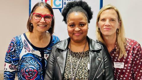 Winner of the 2023 UCT Open Textbook Award, Nomusa Ntinga (centre) with DVC Prof. Linda Ronnie (left) and DOT4D lead Dr Glenda Cox