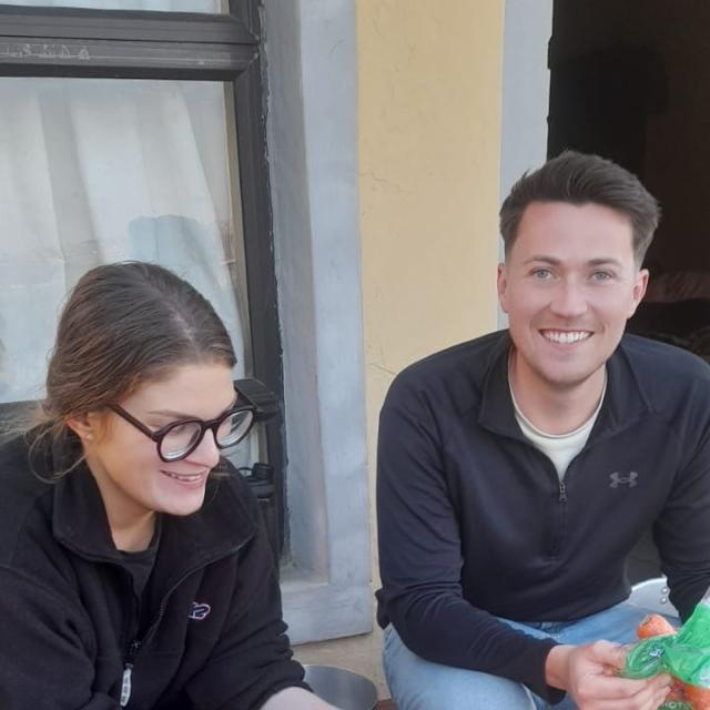 STudents cooking